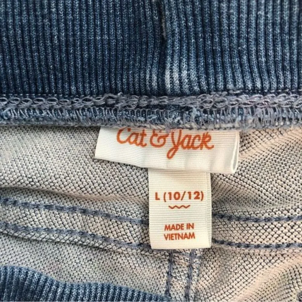 Cat & Jack, So embellished denim jean shorts girls size L‎